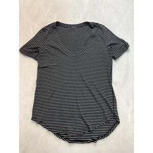 Lululemon Black White Stripe V Neck Short Sleeve‎ T Shirt Top Athletic women's M